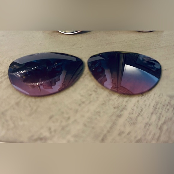 Michael Kors Sunglasses with Case - Picture 9 of 9